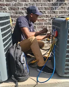Unraveling AC Noise: Common Issues & Troubleshooting Tips 2 Air conditioning components highlighting common noise sources, emphasizing mechanical intricacies and potential issues